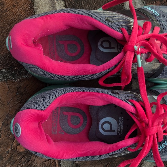 Brooks "PURE CADENCE 4" purple & pink athletic shoes sz 9 - Picture 10 of 12